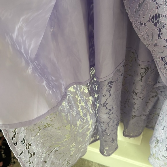 ALI & JAY Lilac Purple Lace Midi Wrap Dress Size M - Picture 5 of 7